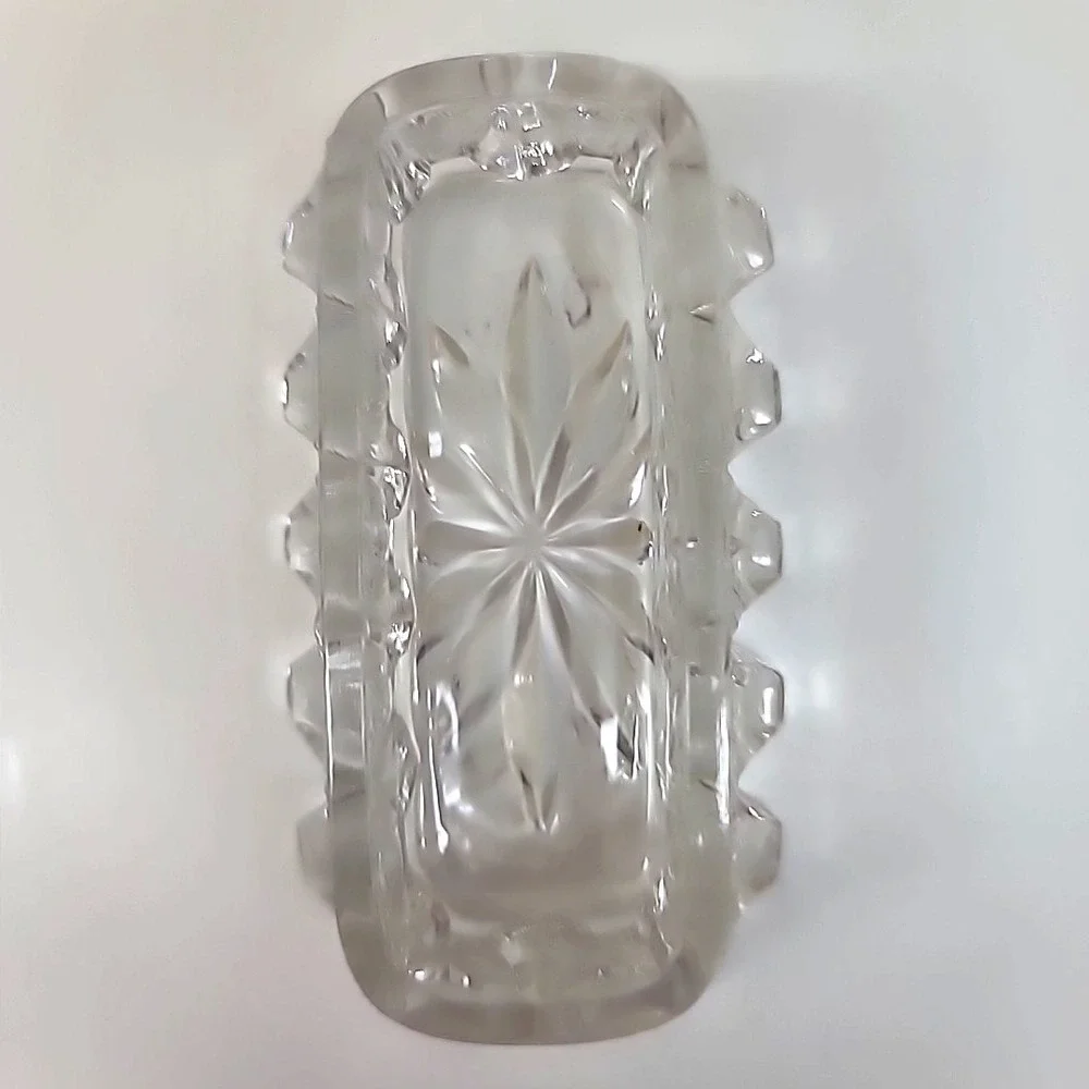 Vtg Clear Crystal Hat Pin/Hair Pin Vanity Box Metal Lid w/Hibiscus Flower